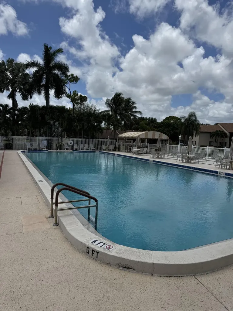 629 Sea Pine Way Greenacres FL 33415