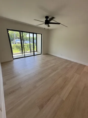 629 Sea Pine Way Greenacres FL 33415
