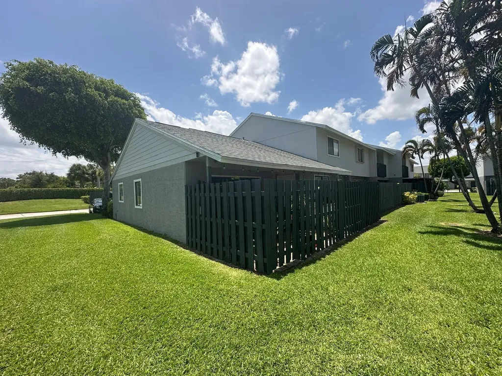 3801 Inlet Circle Greenacres FL 33463