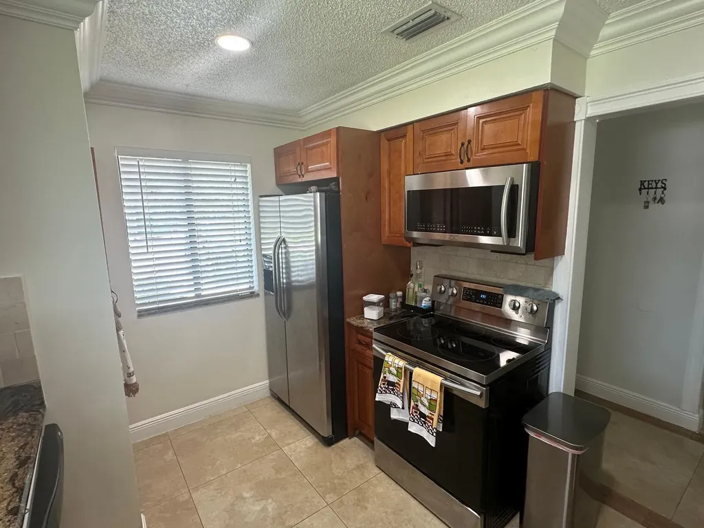 3801 Inlet Circle Greenacres FL 33463