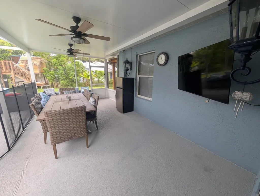 625 Coconut Avenue N Port St Lucie FL 34952