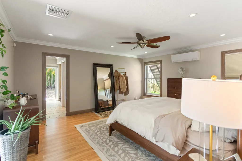 4050 NW 7th Lane Delray Beach FL 33445