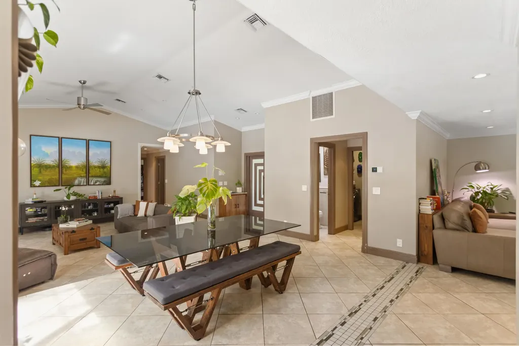 4050 NW 7th Lane Delray Beach FL 33445