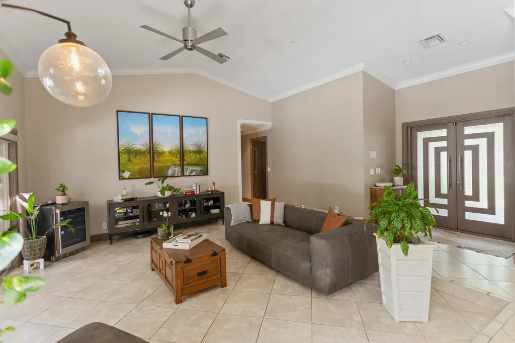 4050 NW 7th Lane Delray Beach FL 33445