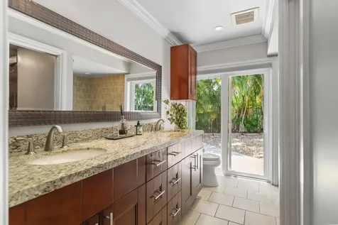 4050 NW 7th Lane Delray Beach FL 33445