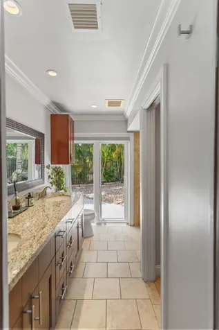 4050 NW 7th Lane Delray Beach FL 33445