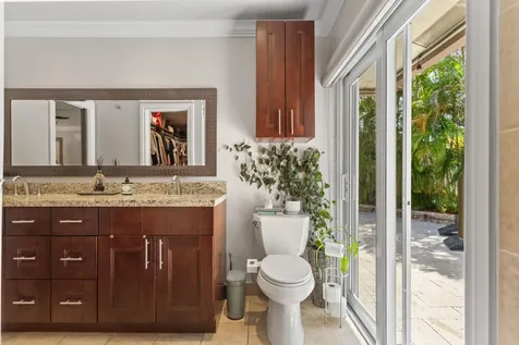 4050 NW 7th Lane Delray Beach FL 33445