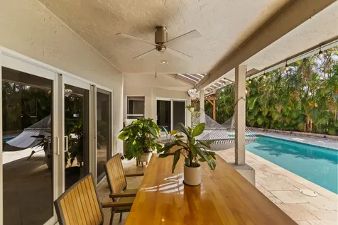 4050 NW 7th Lane Delray Beach FL 33445