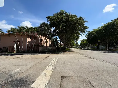 9908 Hammocks Boulevard Miami FL 33196