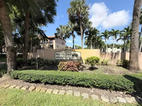 9908 Hammocks Boulevard Miami FL 33196