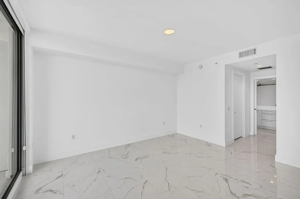 100 E Las Olas Boulevard Fort Lauderdale FL 33301