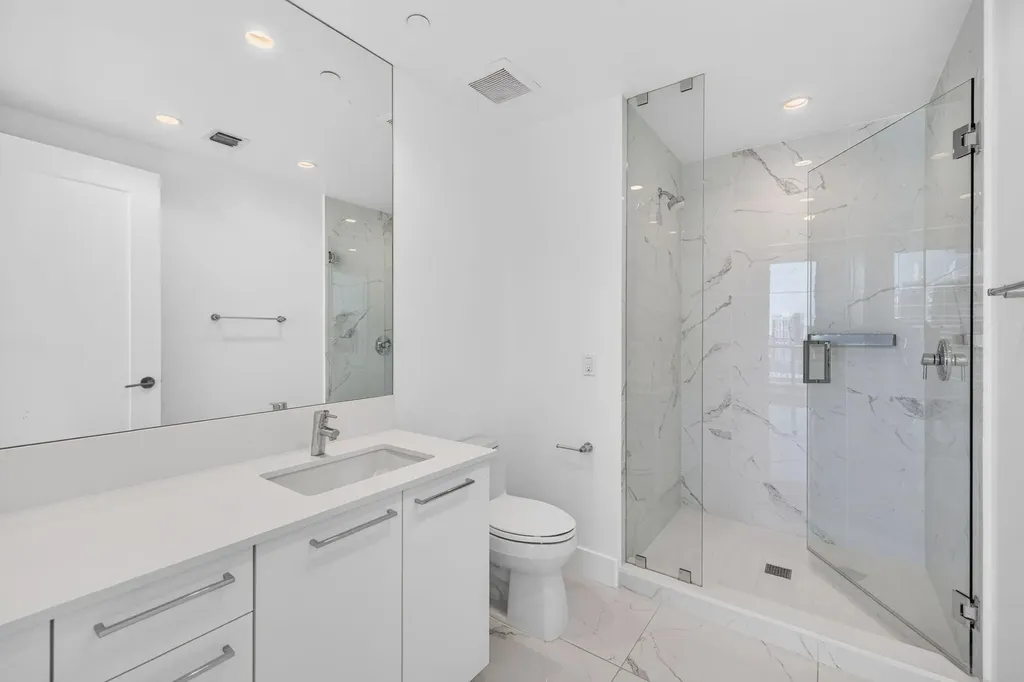 100 E Las Olas Boulevard Fort Lauderdale FL 33301
