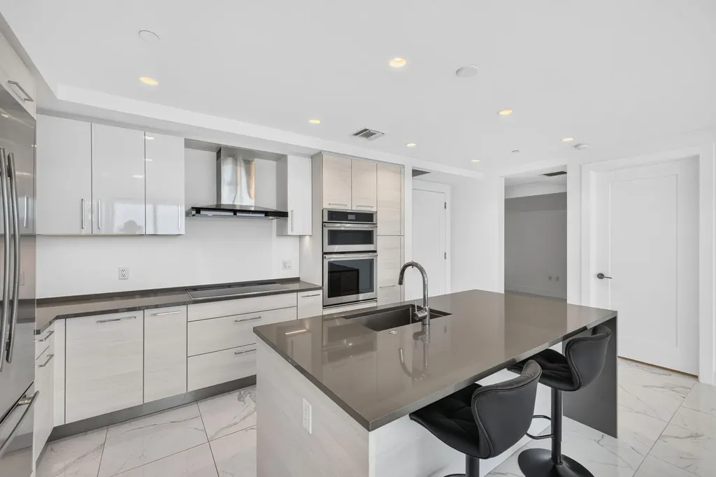 100 E Las Olas Boulevard Fort Lauderdale FL 33301