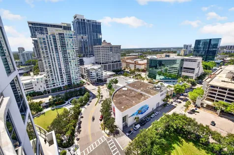 100 E Las Olas Boulevard Fort Lauderdale FL 33301