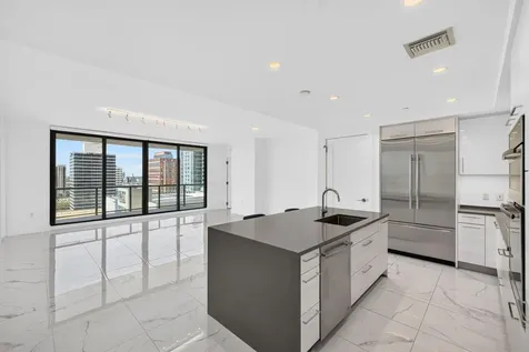100 E Las Olas Boulevard Fort Lauderdale FL 33301