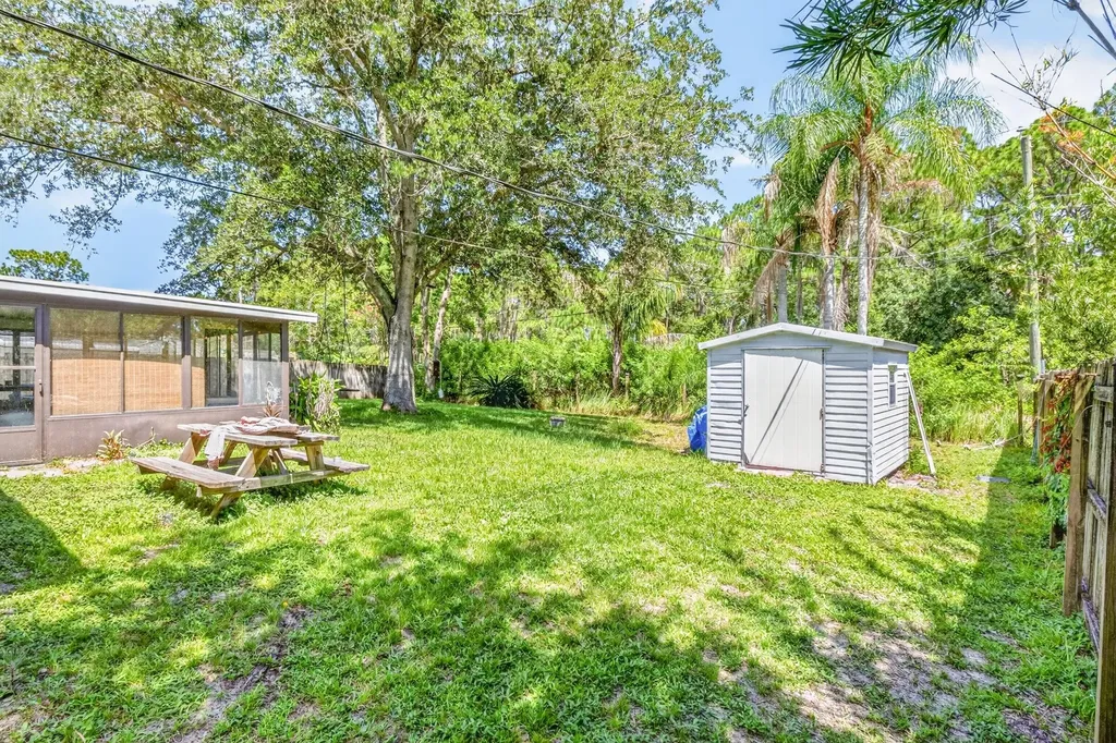 1034 Utah Street SE Palm Bay FL 32909