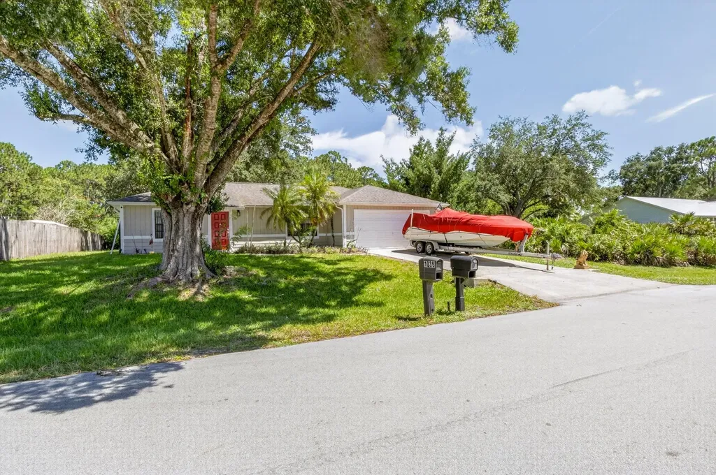 1034 Utah Street SE Palm Bay FL 32909