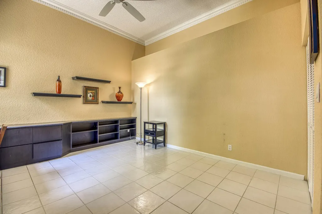 4557 Barclay Fair Way Lake Worth FL 33449