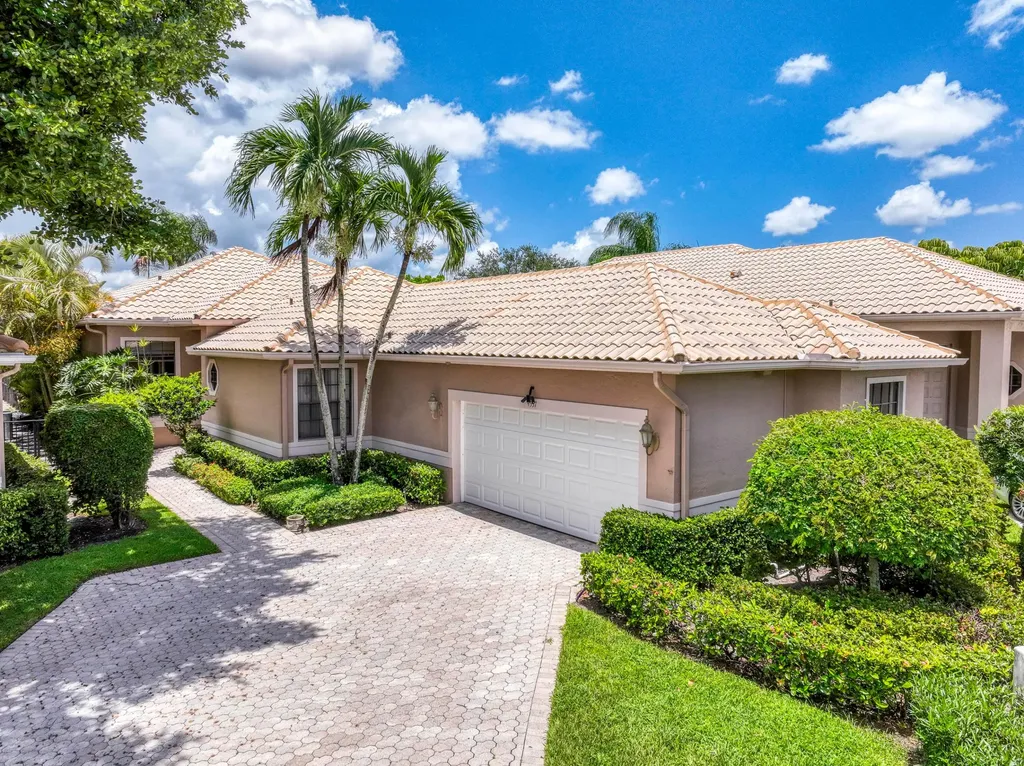 4557 Barclay Fair Way Lake Worth FL 33449