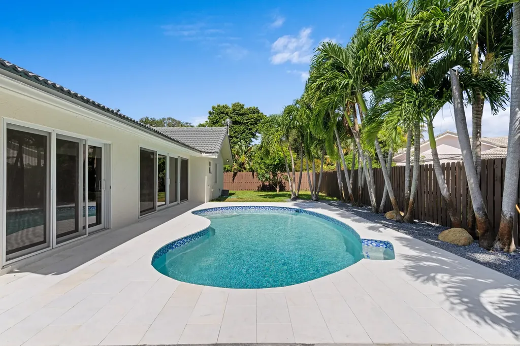 3605 SW 23rd Street Delray Beach FL 33445
