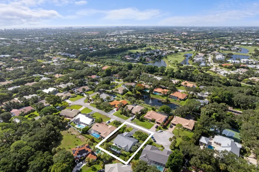 3605 SW 23rd Street Delray Beach FL 33445