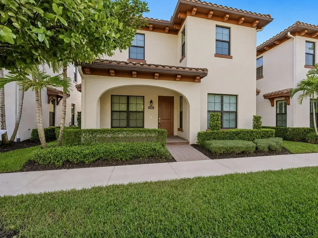 6020 Curie Place Palm Beach Gardens FL 33418
