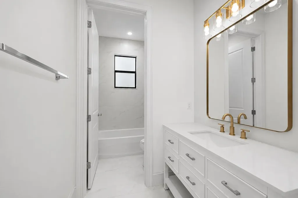 6020 Curie Place Palm Beach Gardens FL 33418