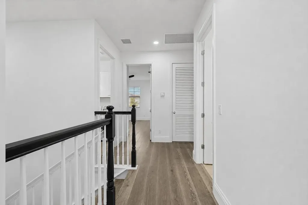 6020 Curie Place Palm Beach Gardens FL 33418