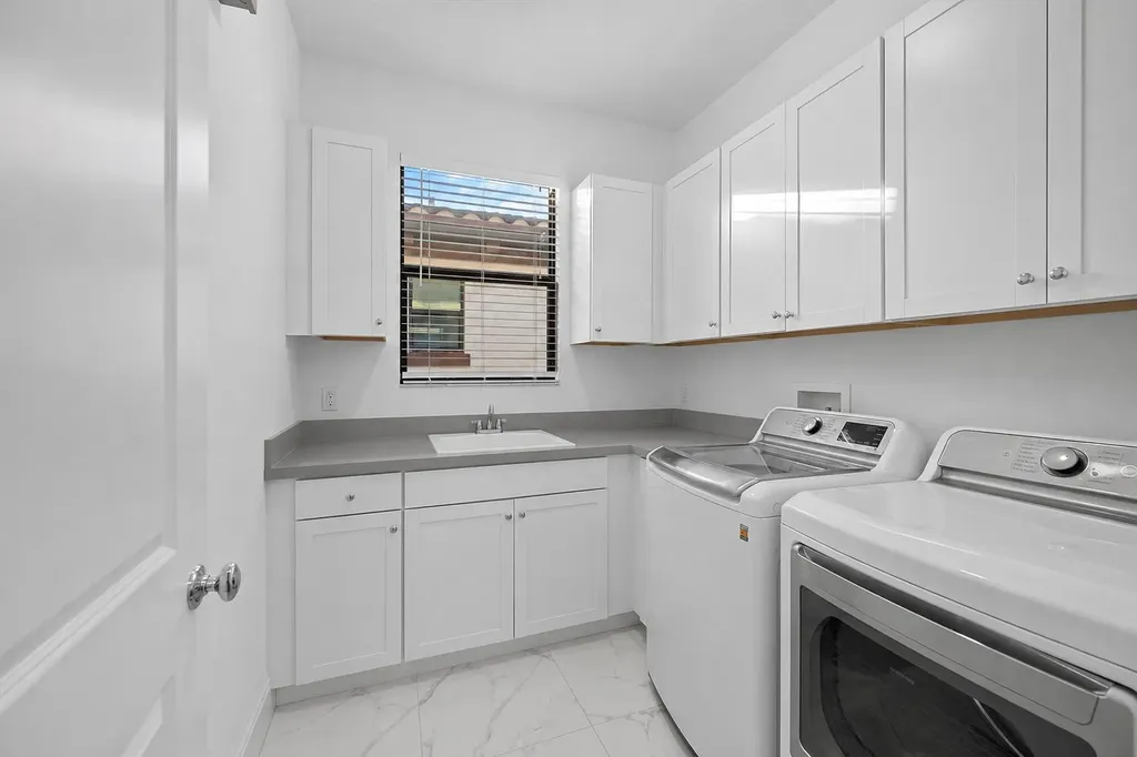 6020 Curie Place Palm Beach Gardens FL 33418
