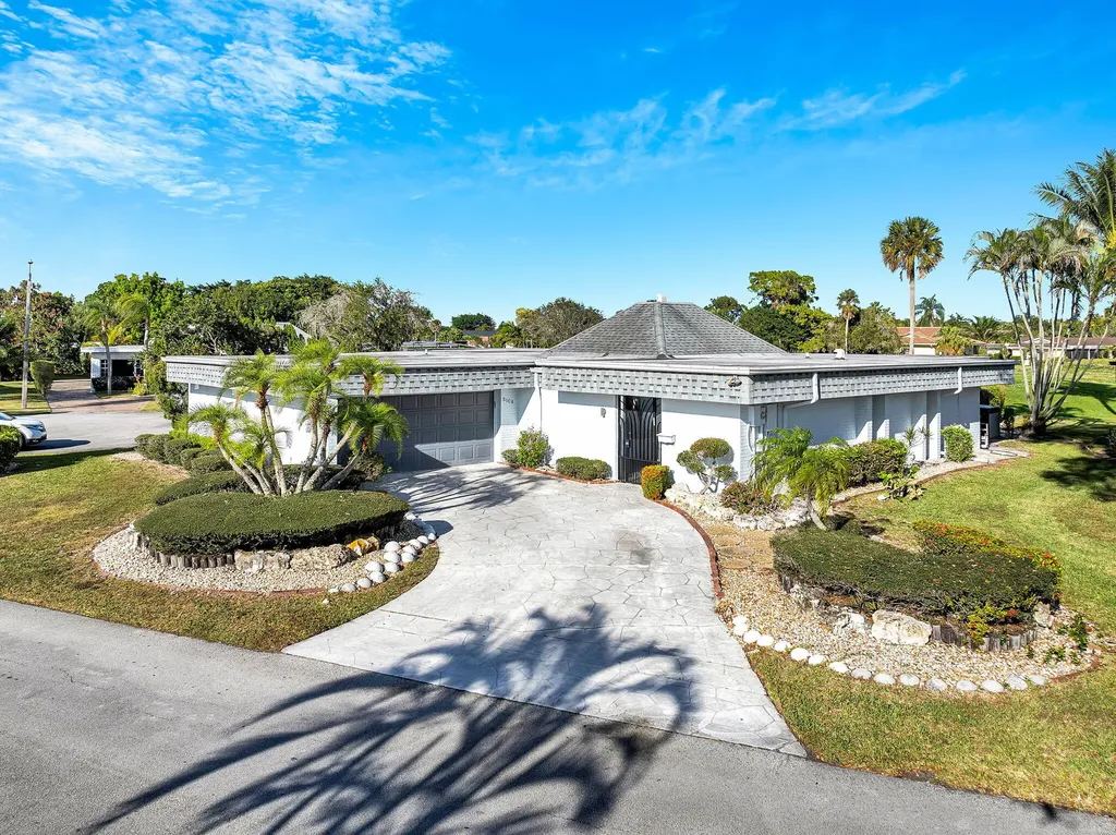 5106 Yellow Pine Lane Tamarac FL 33319