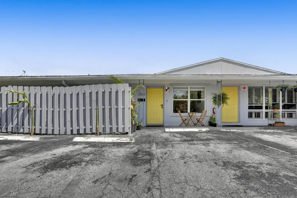 2500 NW 3rd Avenue Wilton Manors FL 33311