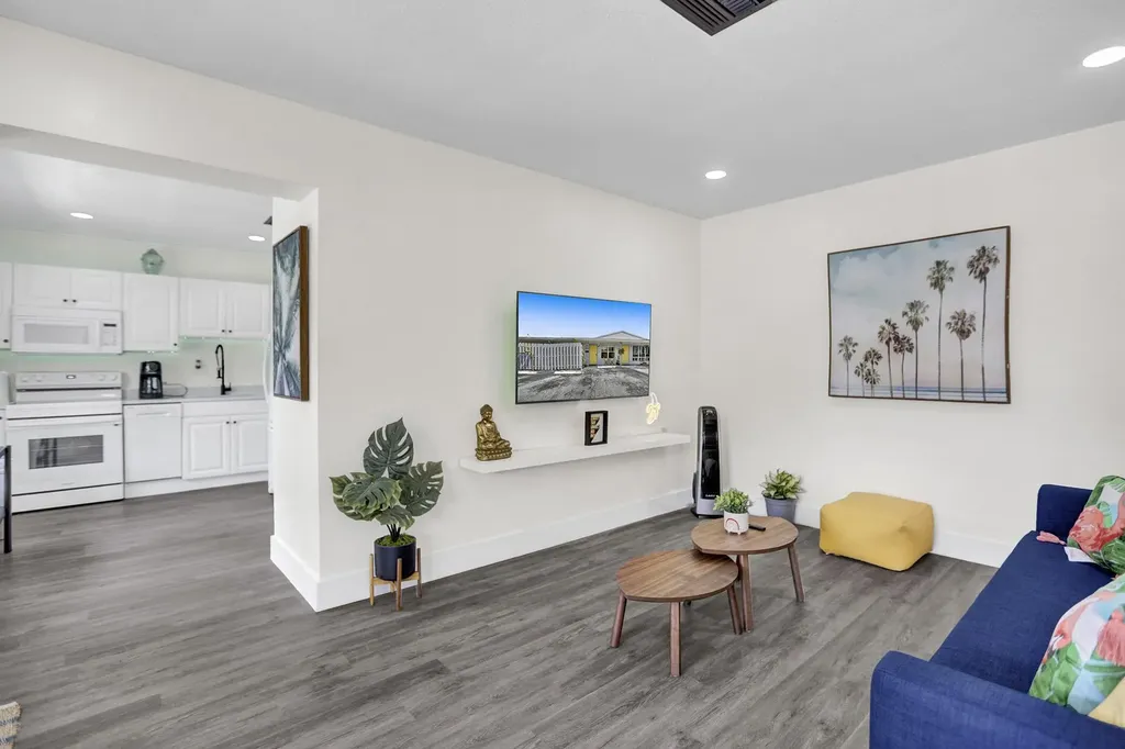 2500 NW 3rd Avenue Wilton Manors FL 33311