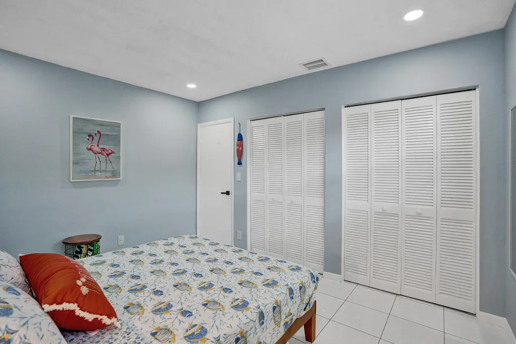 2500 NW 3rd Avenue Wilton Manors FL 33311