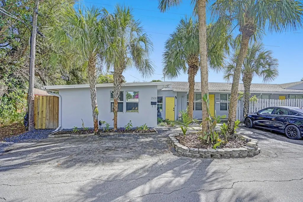 2500 NW 3rd Avenue Wilton Manors FL 33311