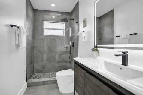 2500 NW 3rd Avenue Wilton Manors FL 33311