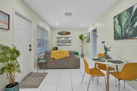 2500 NW 3rd Avenue Wilton Manors FL 33311