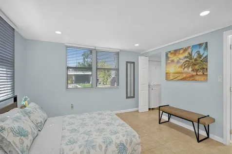 2500 NW 3rd Avenue Wilton Manors FL 33311