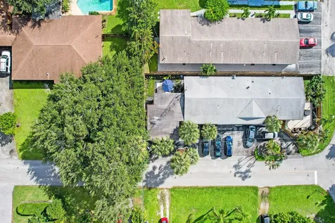 2500 NW 3rd Avenue Wilton Manors FL 33311