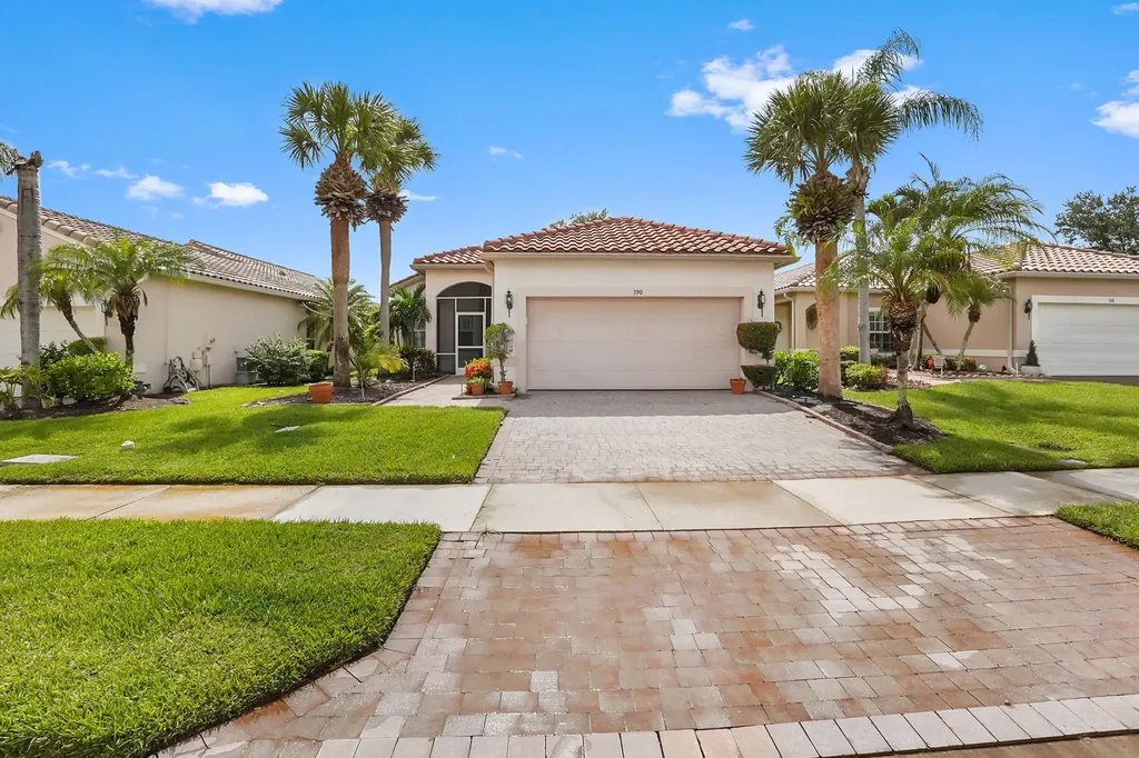 390 NW Breezy Point Loop Port St Lucie FL 34986
