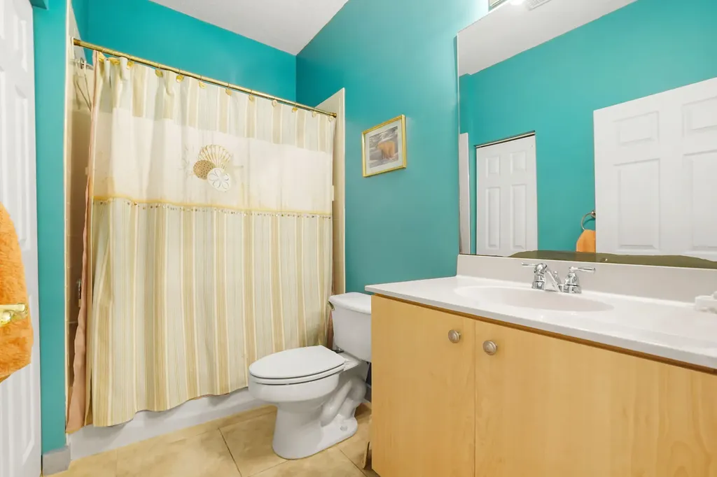 390 NW Breezy Point Loop Port St Lucie FL 34986