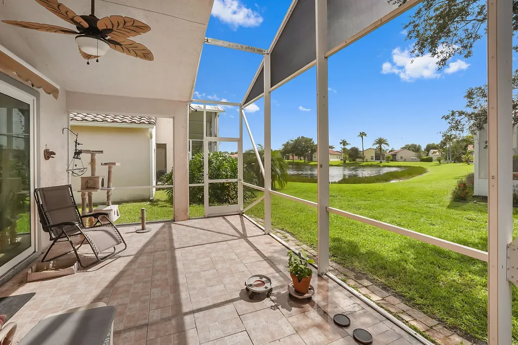 390 NW Breezy Point Loop Port St Lucie FL 34986