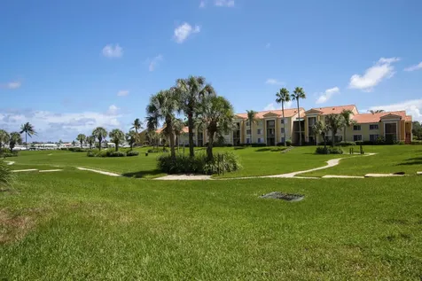 160 Yacht Club Way Hypoluxo FL 33462