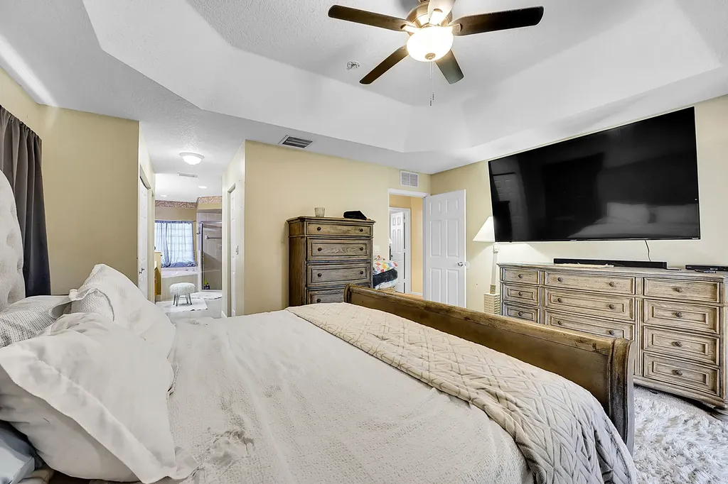6173 NW East Deville Circle Port St Lucie FL 34986