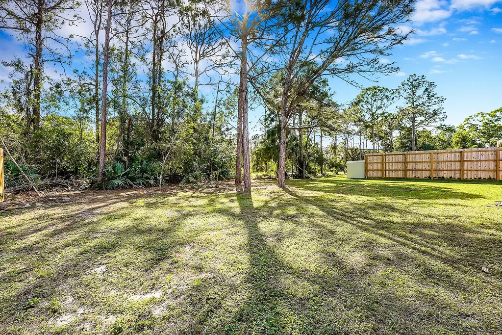 6173 NW East Deville Circle Port St Lucie FL 34986