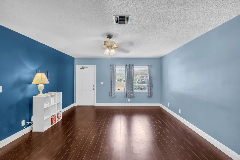 3958 Chapel Street Palm Beach Gardens FL 33403