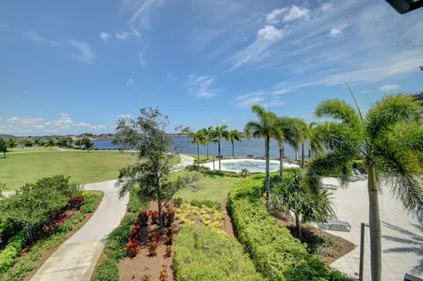799 Hookline Circle Loxahatchee FL 33470