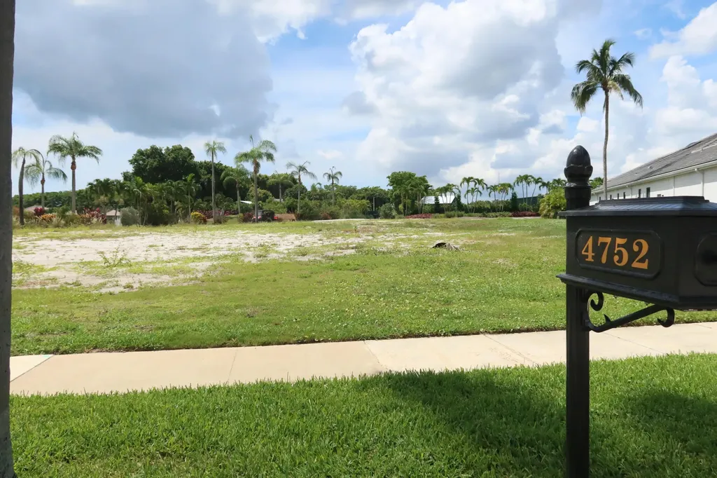 4752 Bocaire Boulevard Boca Raton FL 33487