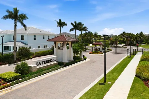 12269 Waterstone Circle Palm Beach Gardens FL 33412