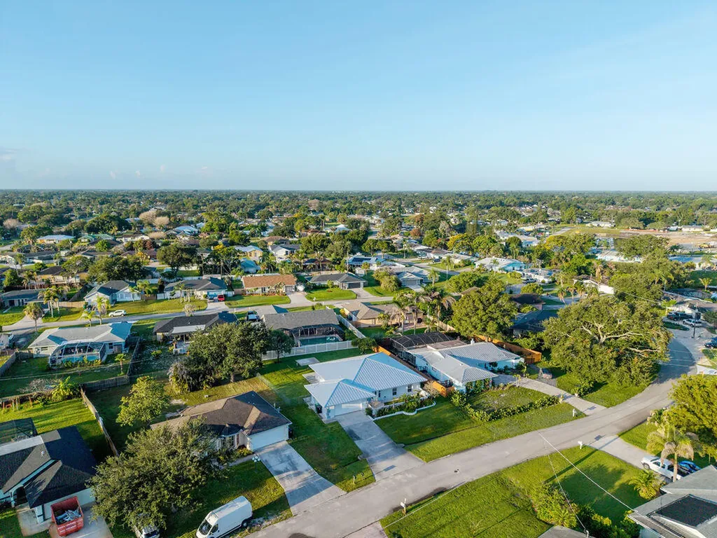 651 SE Degan Drive Port St Lucie FL 34983