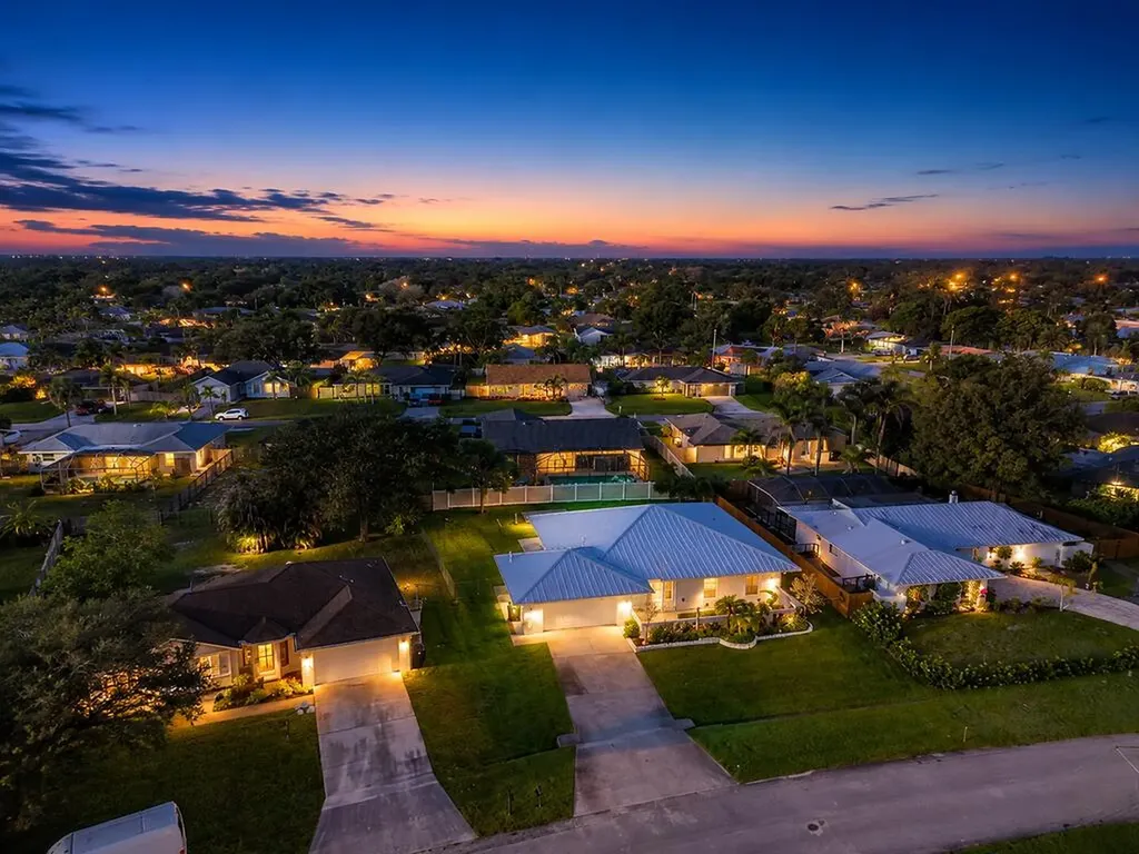 651 SE Degan Drive Port St Lucie FL 34983